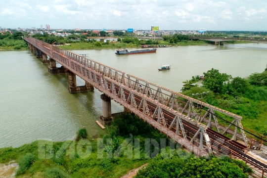 Cầu Phú Lương